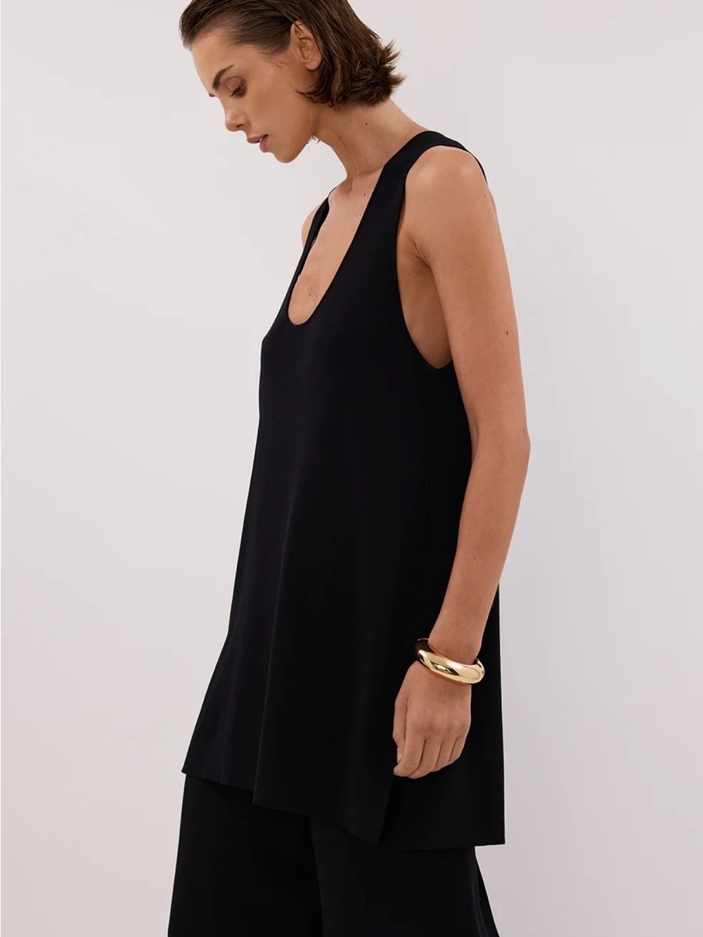 DISSH Ray Black Scoop Longline Knit Top Size M